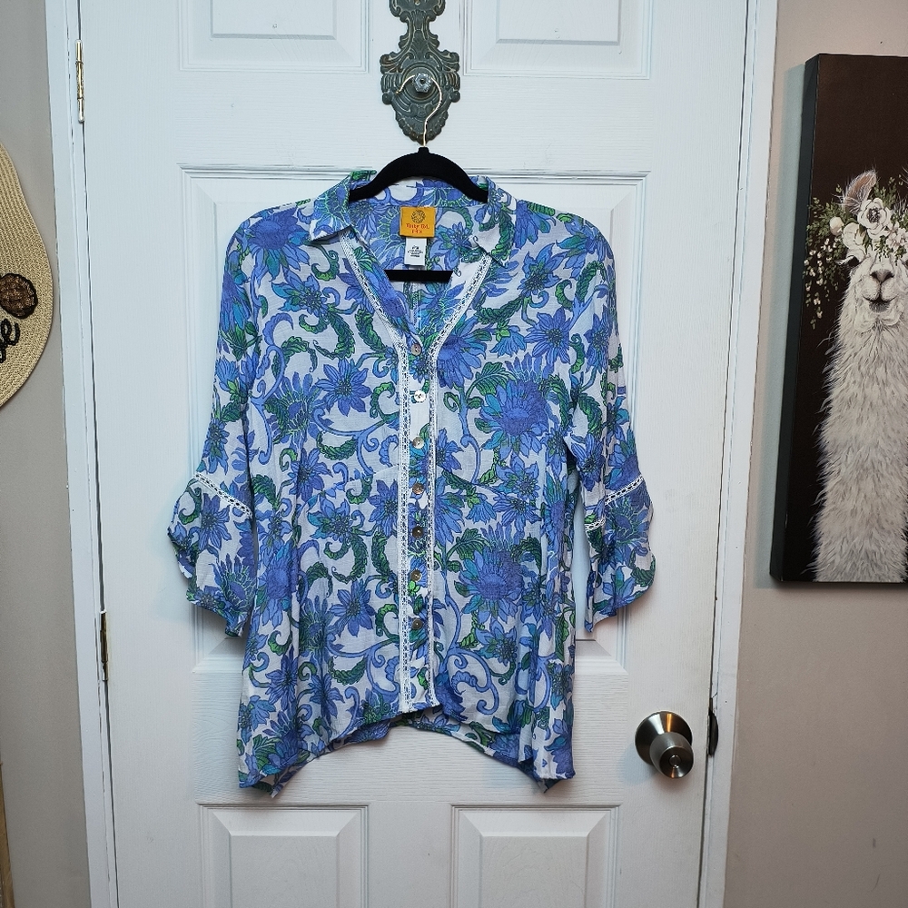 Ruby Rd PS Blue Bali Floral Button Front Blouse